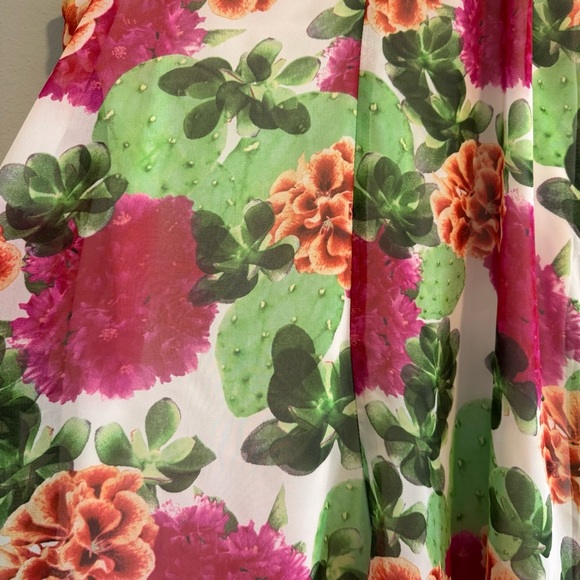 Show Me Your MuMu Rascal Romper Floral Beach Resort M - Picture 3 of 6